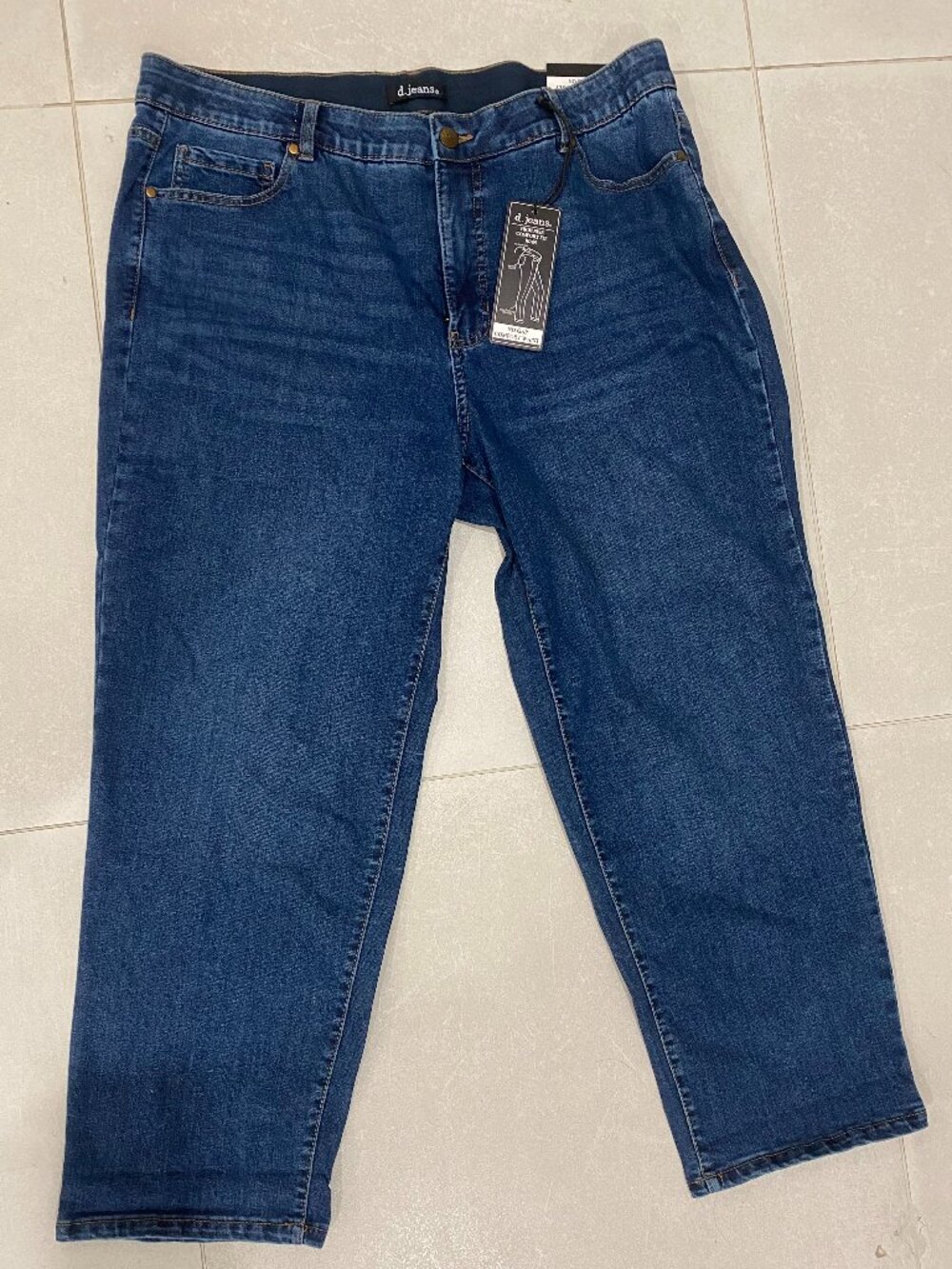 D. Jeans High Rise Comfort Waist Jeans - NWT - 18W